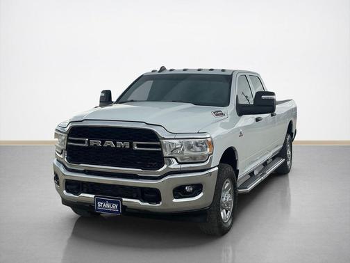 Bright White Clearcoat 2024 RAM 2500 Tradesman Crew Cab 4x4 8' Box