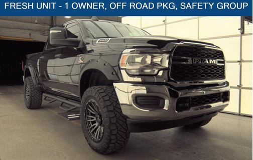 2023 RAM 2500 Tradesman Crew Cab 4x4 6'4' Box