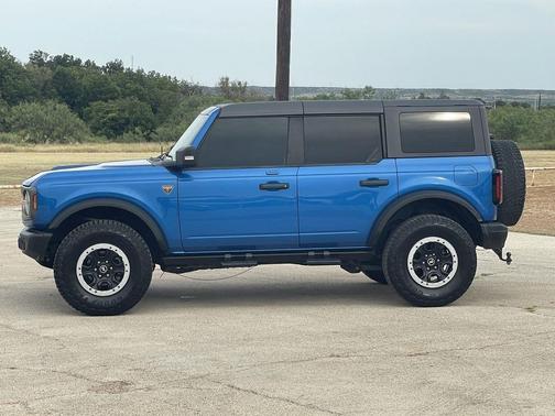 2022 Ford Bronco Badlands