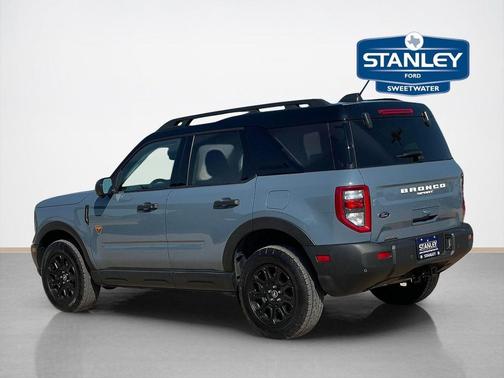 Azure Gray Metallic Tri-Coat 2025 Ford Bronco Sport Badlands