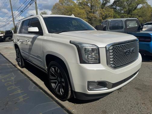 WHITE 2017 GMC Yukon Denali