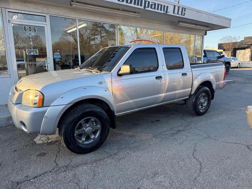 2004 Nissan Frontier XE-V6 Crew Cab