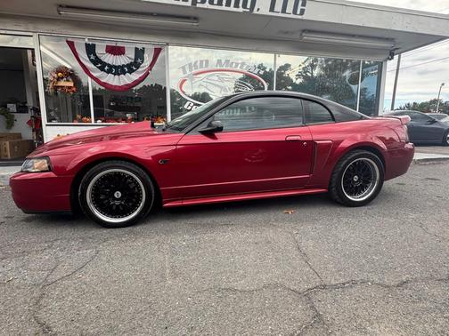 2004 Ford Mustang GT