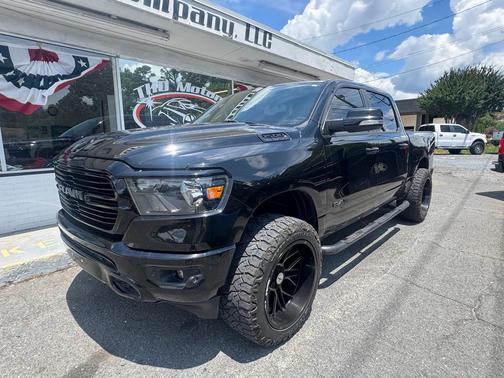 Diamond Black Crystal Pearlcoat 2020 RAM 1500 Big Horn/Lone Star
