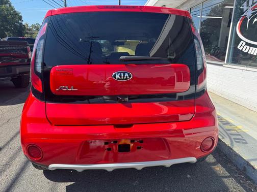 2019 Kia Soul +