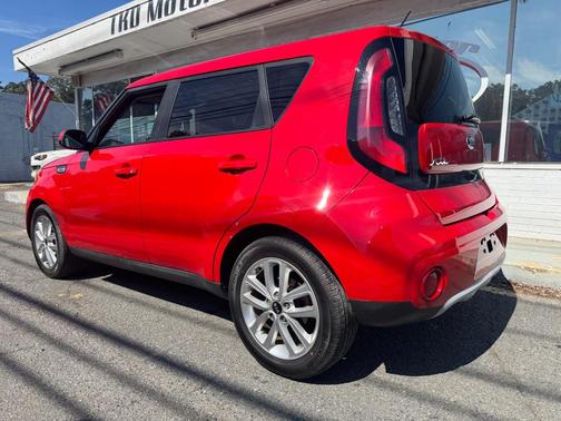 2019 Kia Soul +
