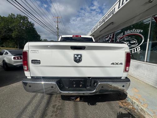 Bright White Clearcoat 2013 RAM 3500 Laramie Longhorn