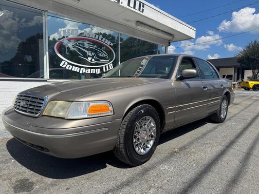 2001 Ford Crown Victoria LX