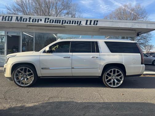 White Diamond Tricoat 2015 Cadillac Escalade ESV Platinum