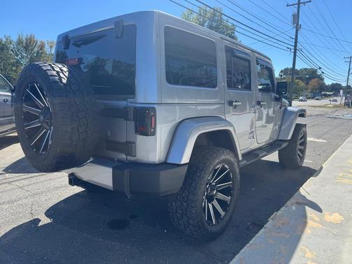 2014 Jeep Wrangler Unlimited Sahara