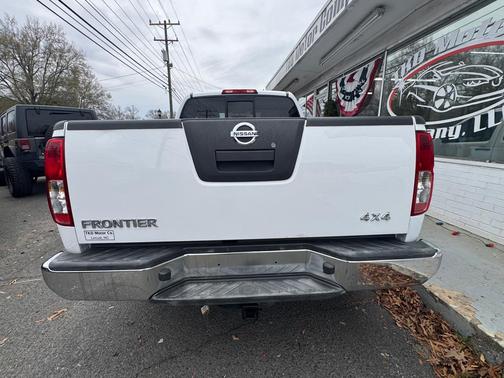 2011 Nissan Frontier SV