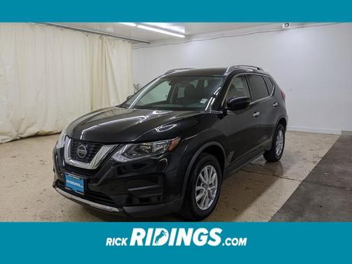 Photo 1 of 41 of 2020 Nissan Rogue SV