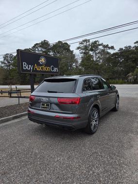 2019 Audi Q7 55 Prestige