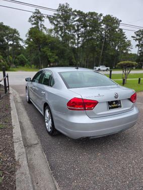 2015 Volkswagen Passat 2.0L TDI DSG SE w/Sunroof