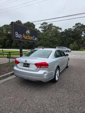 2015 Volkswagen Passat 2.0L TDI DSG SE w/Sunroof