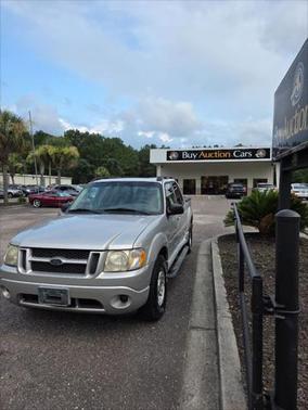 2004 Ford Explorer Sport Trac XLT