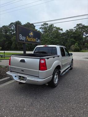 2004 Ford Explorer Sport Trac XLT