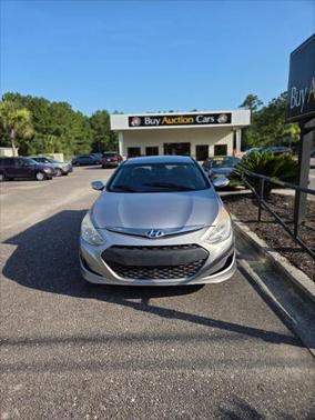 2013 Hyundai SONATA Hybrid Limited