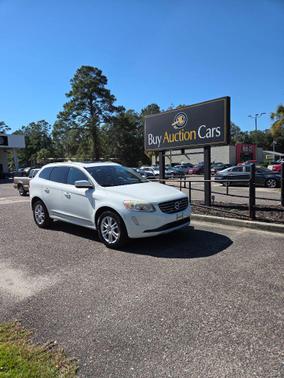 2016 Volvo XC60 T5 Drive-E Premier