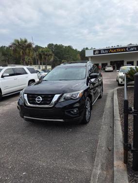 2017 Nissan Pathfinder SL