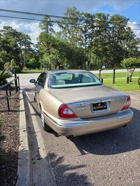 2004 Jaguar XJ Base