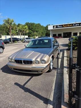 2004 Jaguar XJ Base