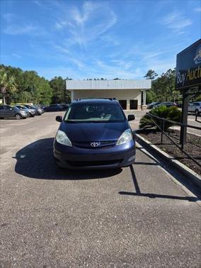 2006 Toyota Sienna LE