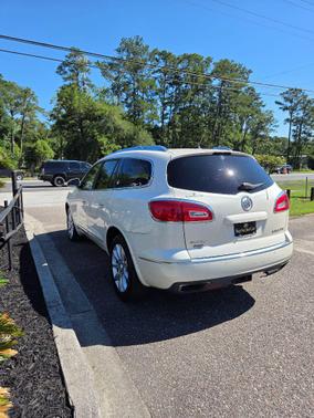 CREAM 2015 Buick Enclave Premium