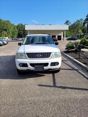 2004 Ford Explorer XLT