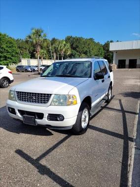 2004 Ford Explorer XLT