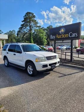 2004 Ford Explorer XLT