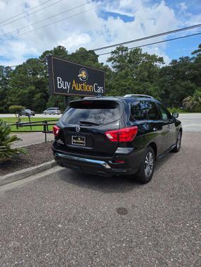2019 Nissan Pathfinder S