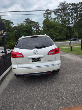 Champagne Silver Metallic 2014 Buick Enclave Premium