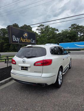 Champagne Silver Metallic 2014 Buick Enclave Premium