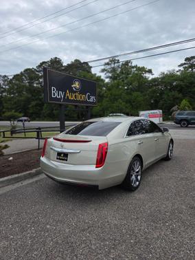 CHAMPANGNE 2013 Cadillac XTS Luxury