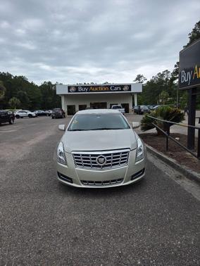 CHAMPANGNE 2013 Cadillac XTS Luxury