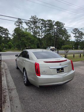 CHAMPANGNE 2013 Cadillac XTS Luxury