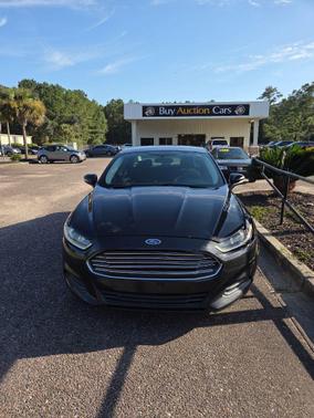 2014 Ford Fusion SE