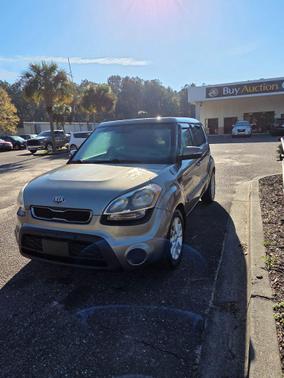 2013 Kia Soul +