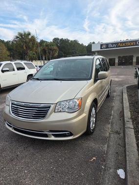 2014 Chrysler Town & Country Touring