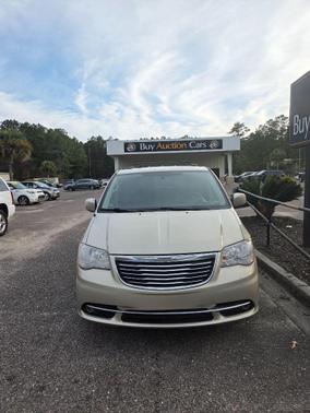 2014 Chrysler Town & Country Touring