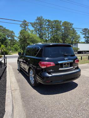 Black Obsidian 2014 INFINITI QX80 Base