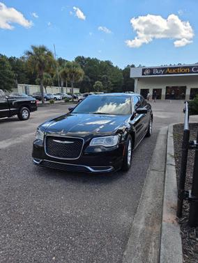 2015 Chrysler 300 Limited