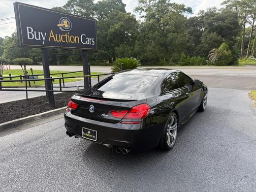 BLACK 2013 BMW M6 Base