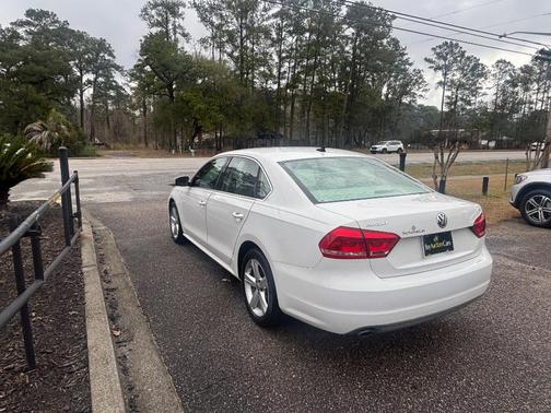 2013 Volkswagen Passat 2.5 SE