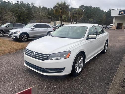 2013 Volkswagen Passat 2.5 SE