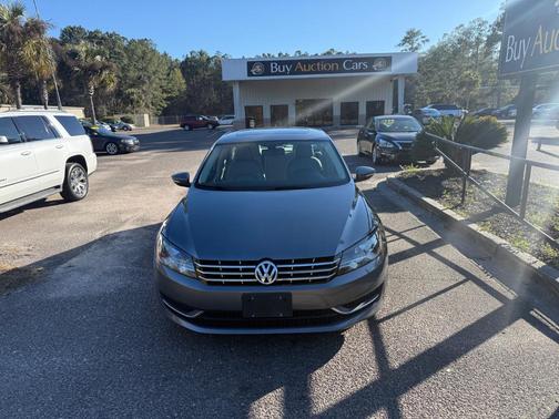 2012 Volkswagen Passat 2.5 SEL