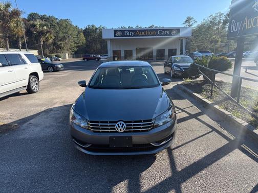 2012 Volkswagen Passat 2.5 SEL