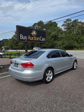 2012 Volkswagen Passat 2.5 SE