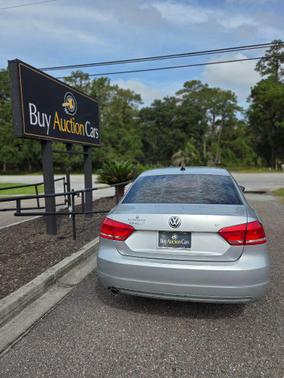 2012 Volkswagen Passat 2.5 SE